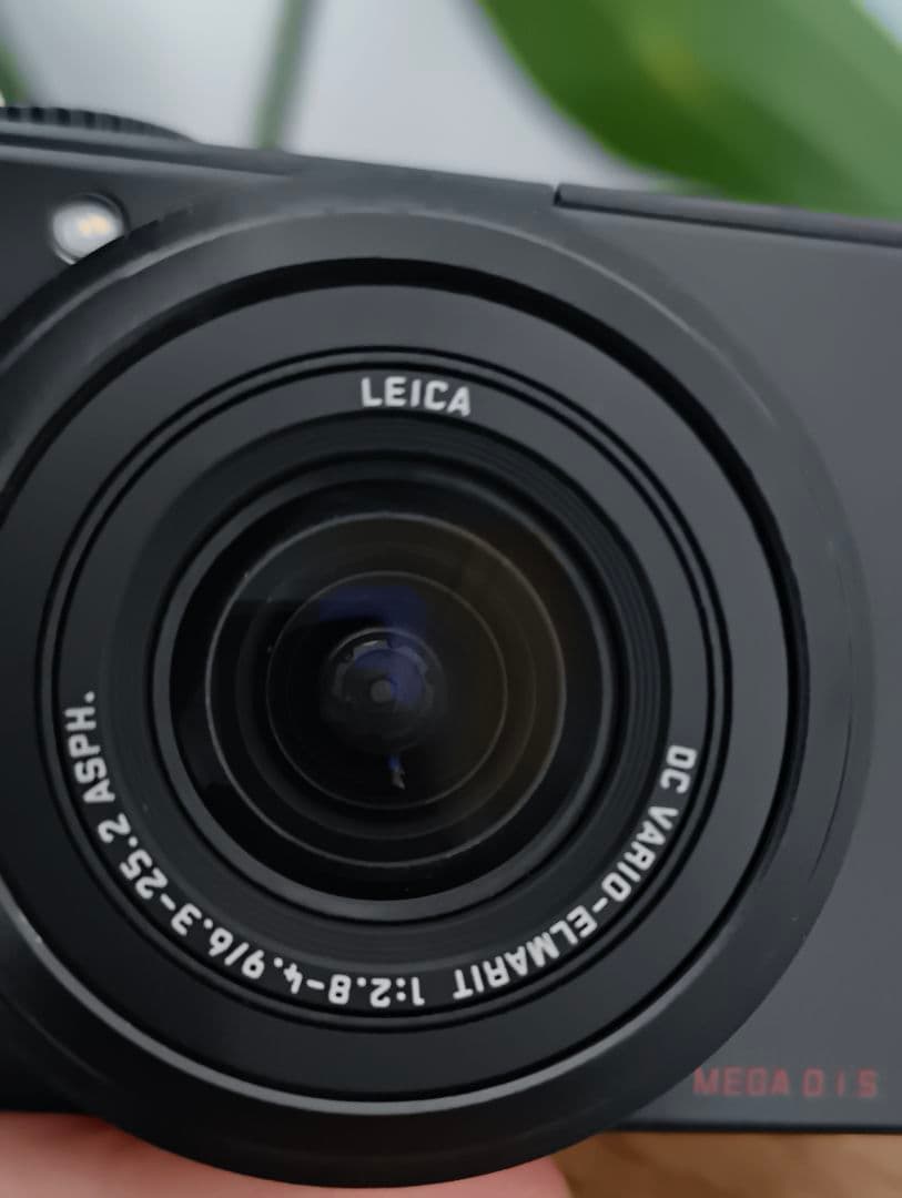 Leica D-LUX 3 コンパクトデジタルカメラ　レザーケース付き