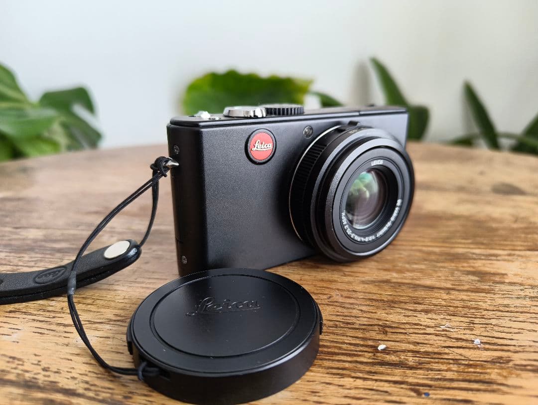 Leica D-LUX 3 コンパクトデジタルカメラ　レザーケース付き
