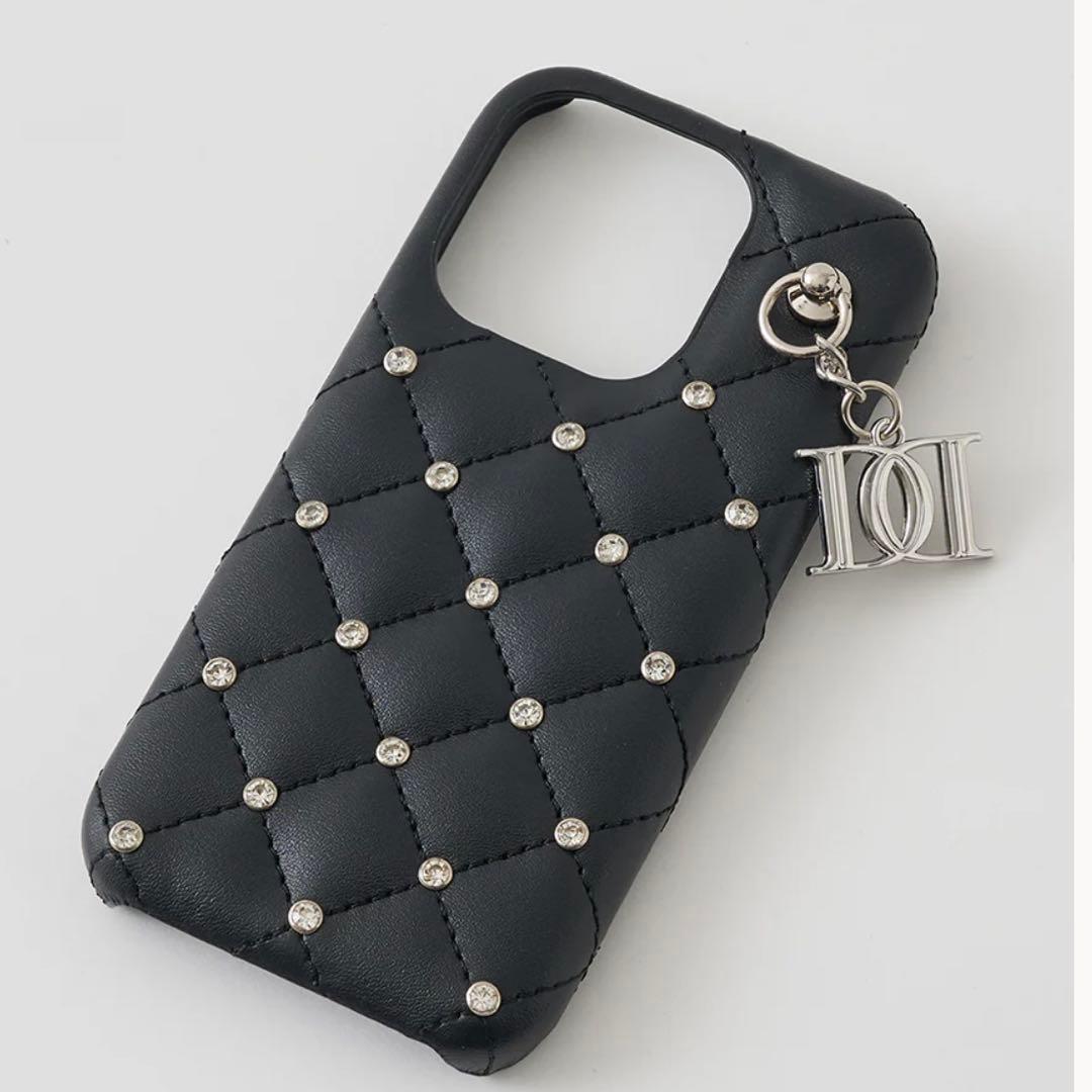 Darich キルティングビジューDDチャームiPhoneケース　16Pro 黒