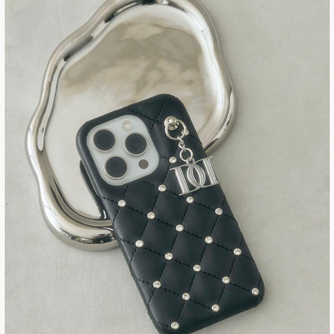 Darich キルティングビジューDDチャームiPhoneケース　16Pro 黒