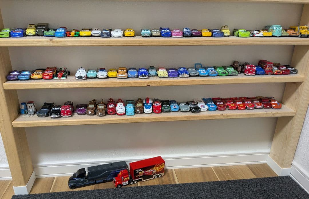 カーズ　トミカ　まとめ売り　85台セット