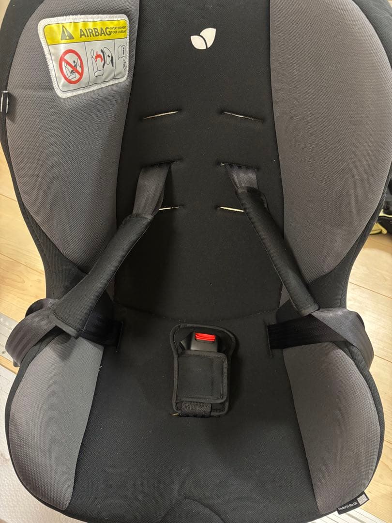 美品　joie チルト　チャイルドシート　ブラックグレー　ジュニアシート