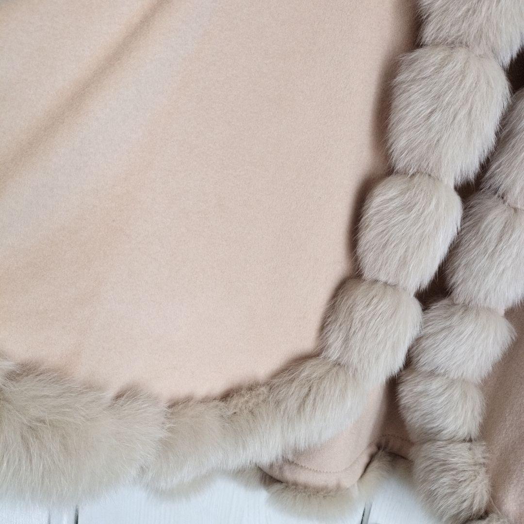 SAGA FURS カシミヤ　ブルーフォックス　 ポンチョ サガファー