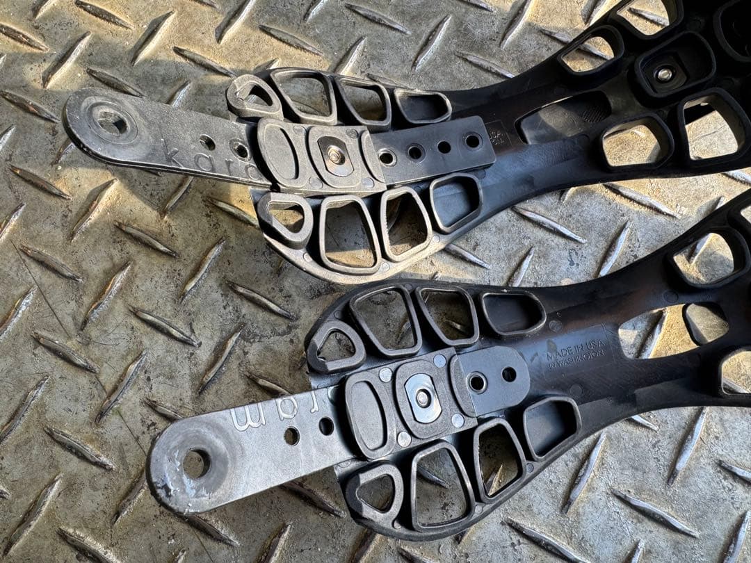 カラコラム　ストラップ