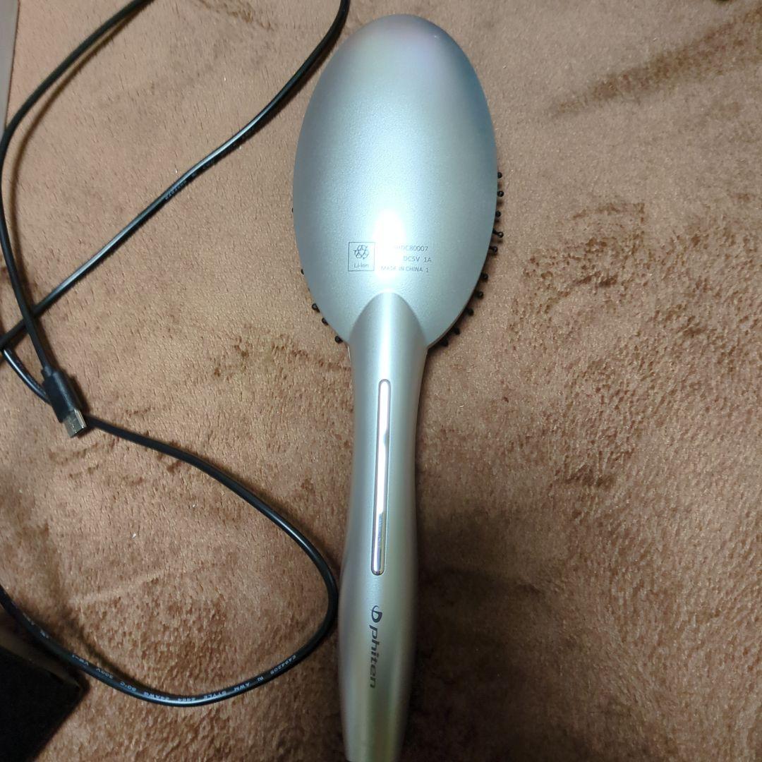 ファイテン　ＹＵＫＯ LEDヘアブラシ　数回使用美品　箱充電器保証書付