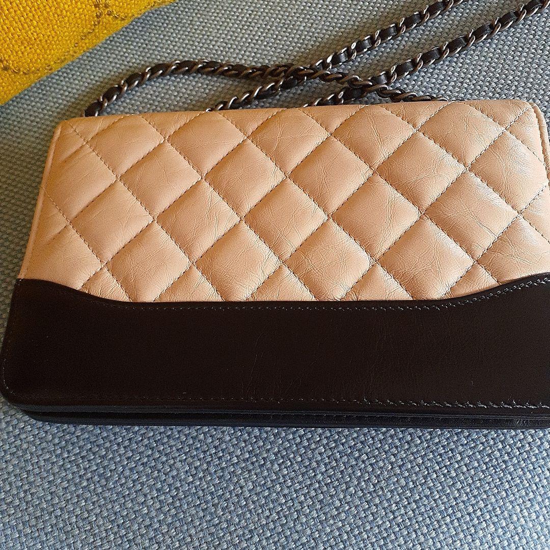 シャネルCHANELチェーンウォレット