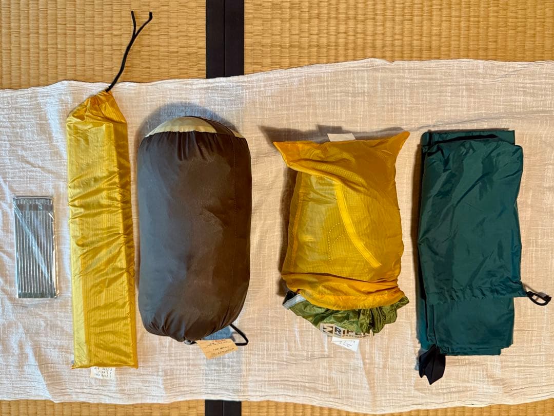 未使用•良質なドーム型テント エアライズ2 ベージュ　2-3人用（57200円）