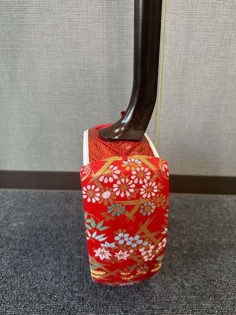 【ケース付き】三味線 本体 白赤