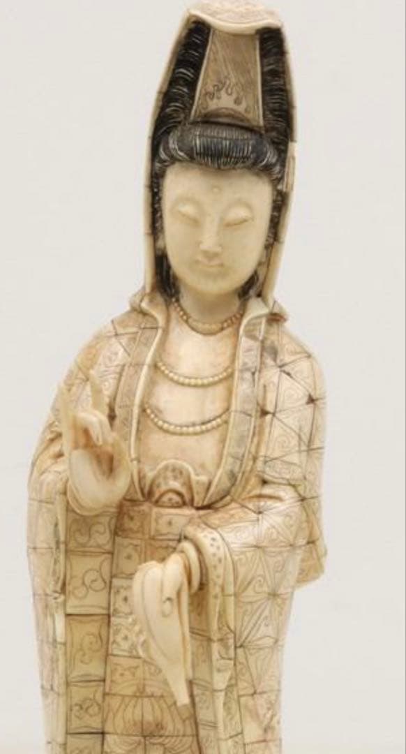 中国古美術品　清の時代　骨製 観音菩薩立像 H56.2×W15.3×12.5cm