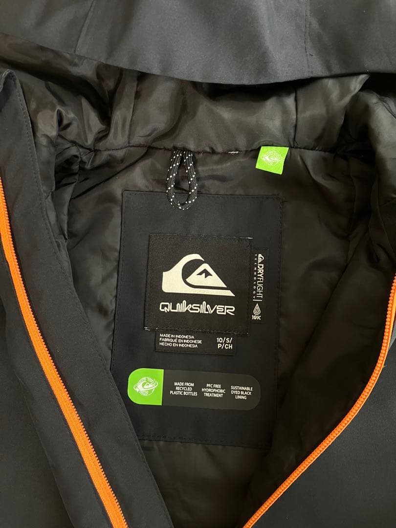 【美品】Quiksilver スノーボードウェア 上下セットアップ 140㎝