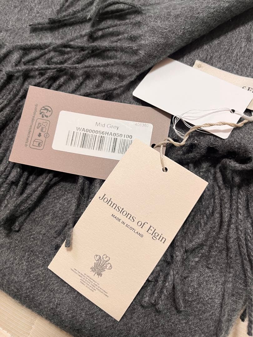 ジョンストンズ　新品未使用　大判ストール