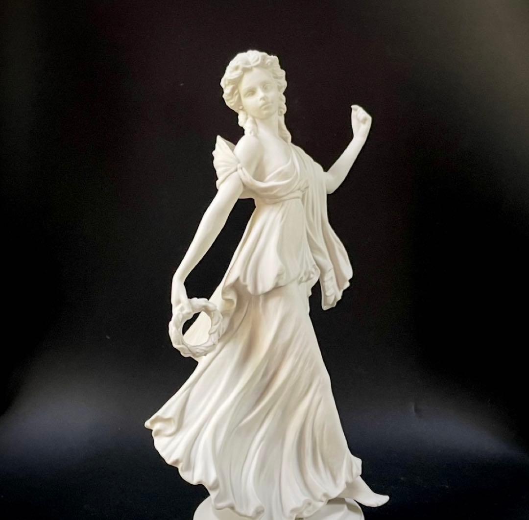 ウェッジウッド ジャスパー フィギュリン　　　　　　【ダンシングアワーNO.2】