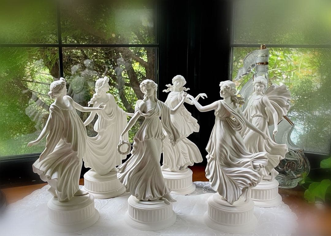 ウェッジウッド ジャスパー フィギュリン　　　　　　【ダンシングアワーNO.2】