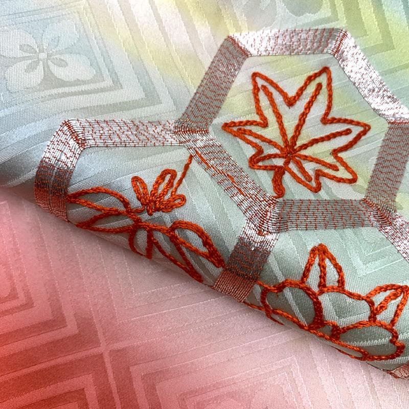 505ag60□七五三 七歳 女児 着物&袋帯 金駒刺繍 亀甲文□状態良好