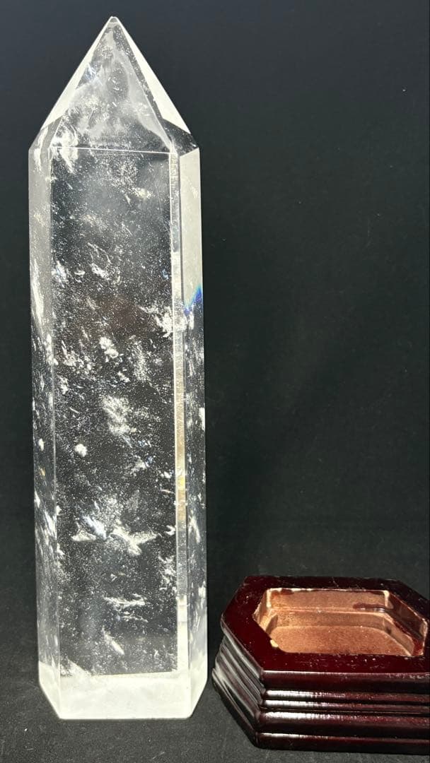 最大級！美しい天然水晶六角柱　訳あり激安　重さ約2558g 高さ約332mm