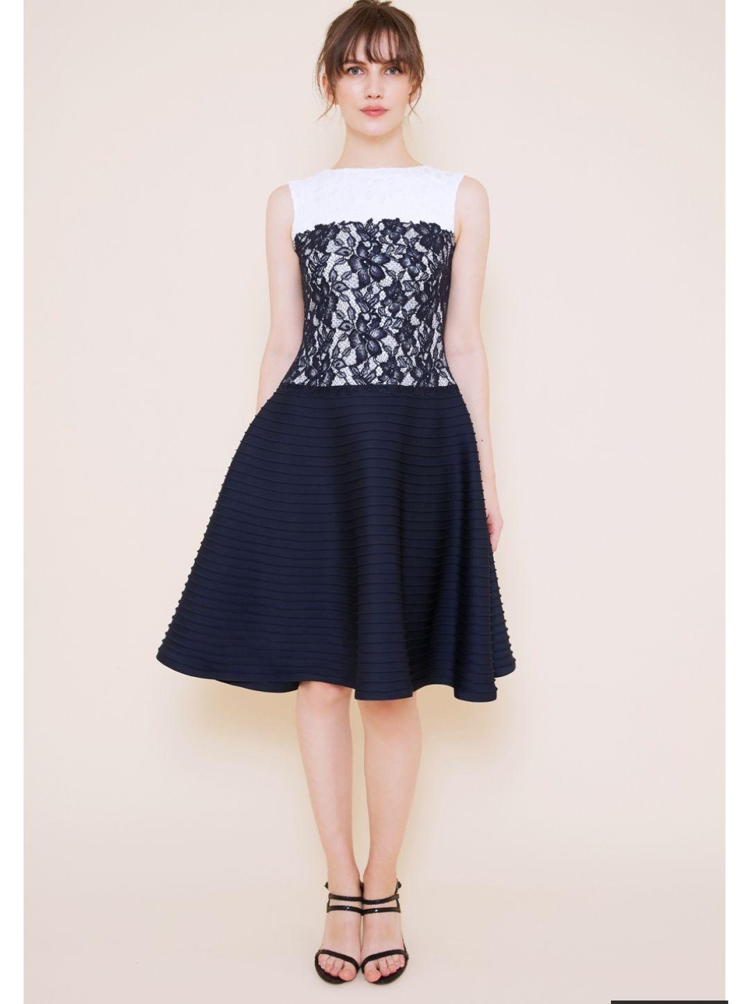 美品】TADASHI SHOJI ネイビーピンタックフレアドレス 総レース