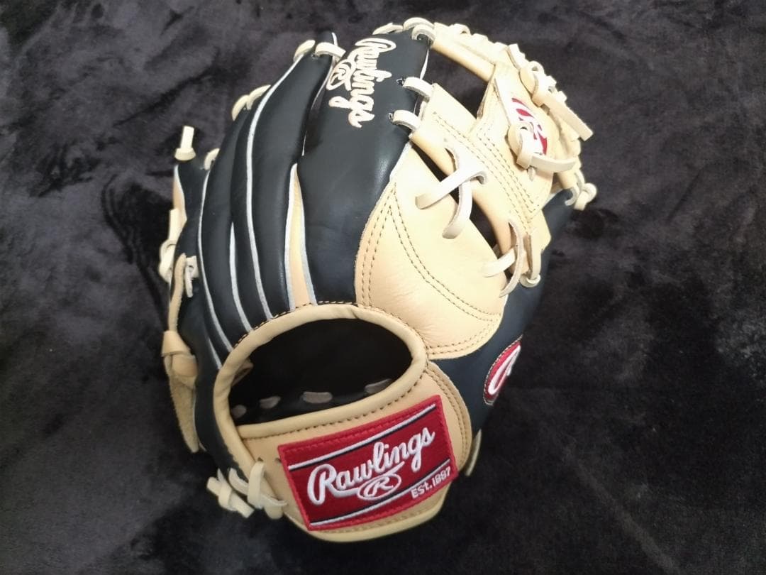 ローリングス内野手用グローブ