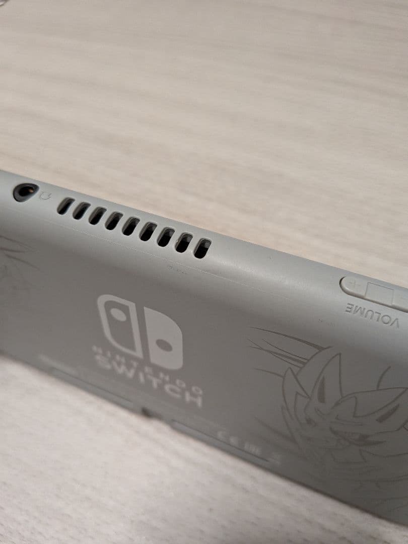 Nintendo Switch Liteポケモン　ポケットモンスターシールド付
