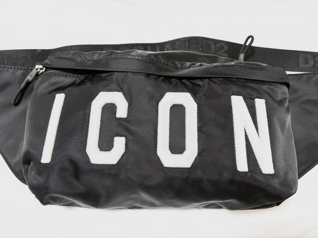 ディースクエアード アイコンボディーバッグ 斜め掛け ポーチ 刺繍 黒 ブラック
