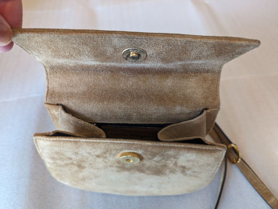 【レア品】フェラガモ　ミニバッグ