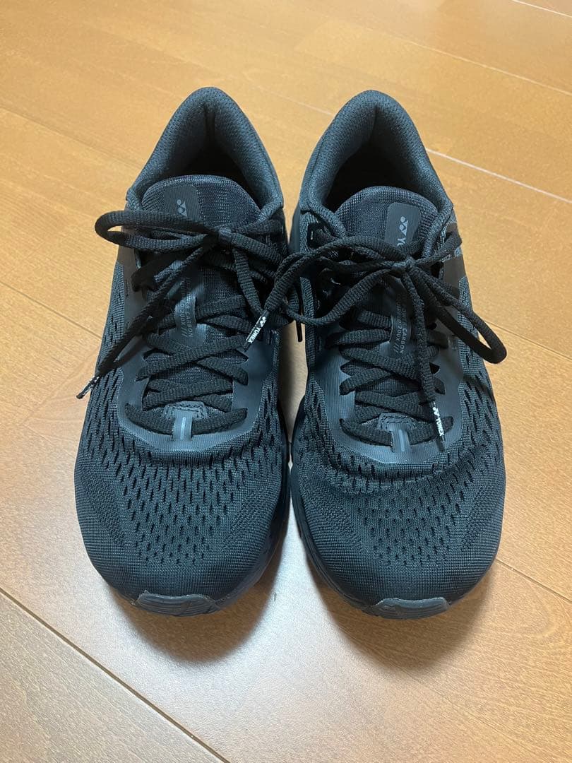 ヨネックスランニングシューズ　セーフラン200Ｘメン