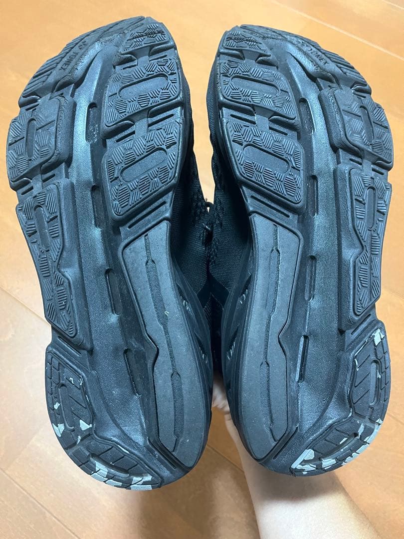 ヨネックスランニングシューズ　セーフラン200Ｘメン