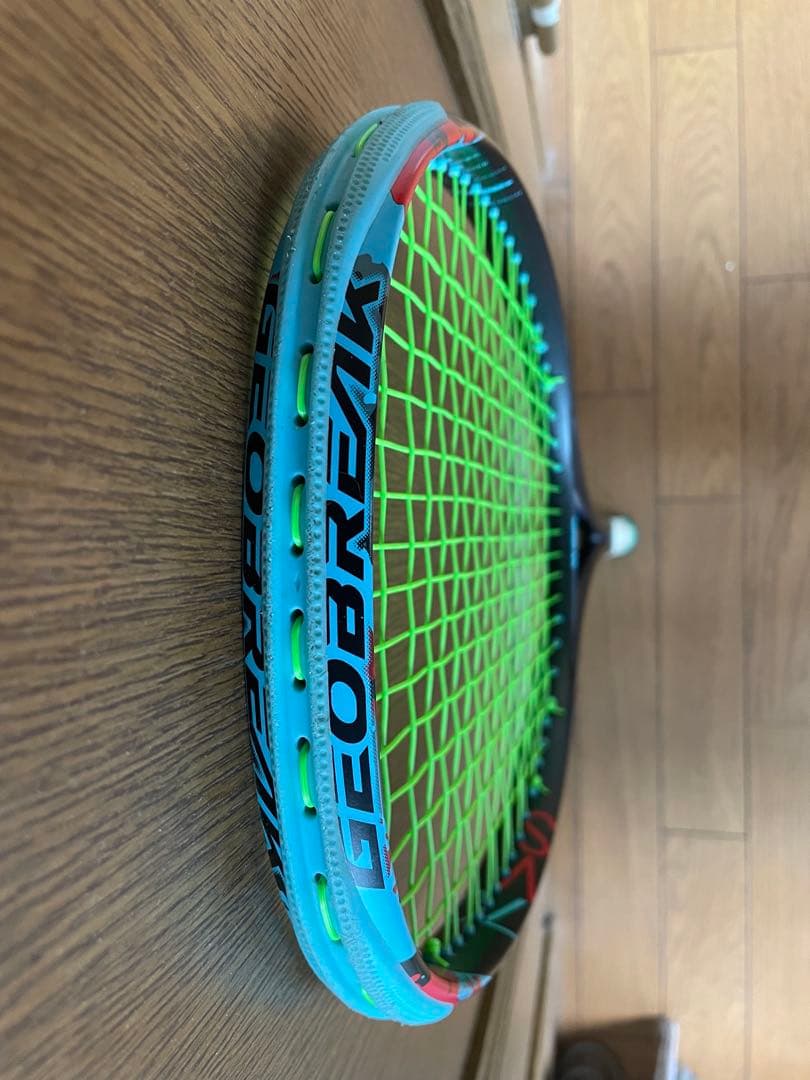 ジオブレイク70VS テニスラケット(軟式用)