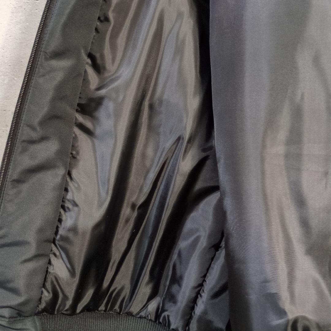 極美品 ソフトバンクホークス ブルゾン ジャンバー マジェスティク Lサイズ 黒