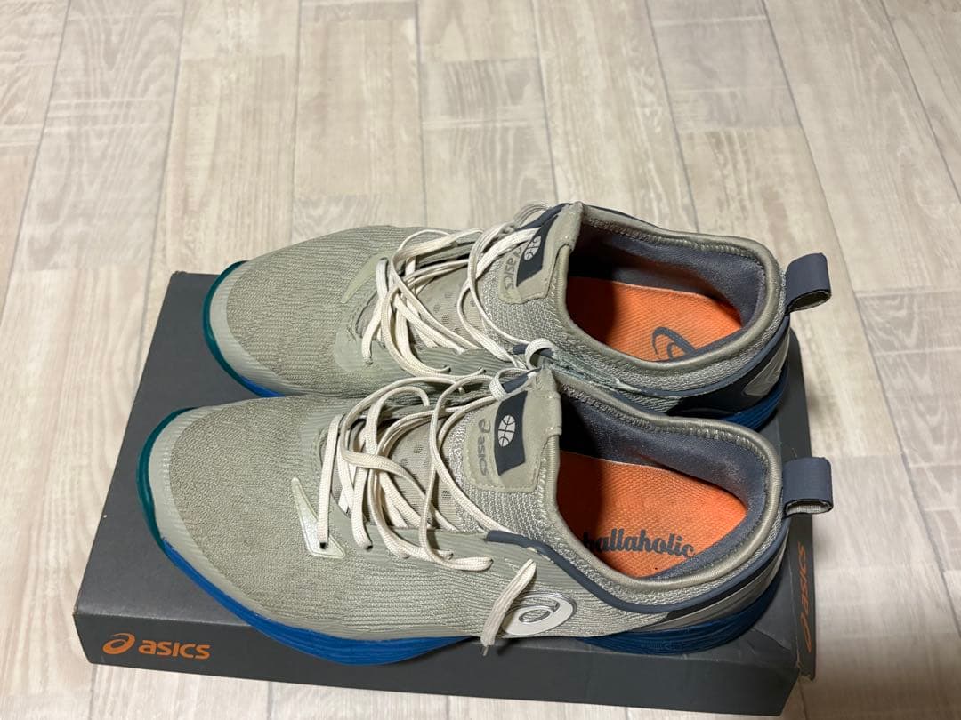 ASICS ballaholic バスケットボールシューズ