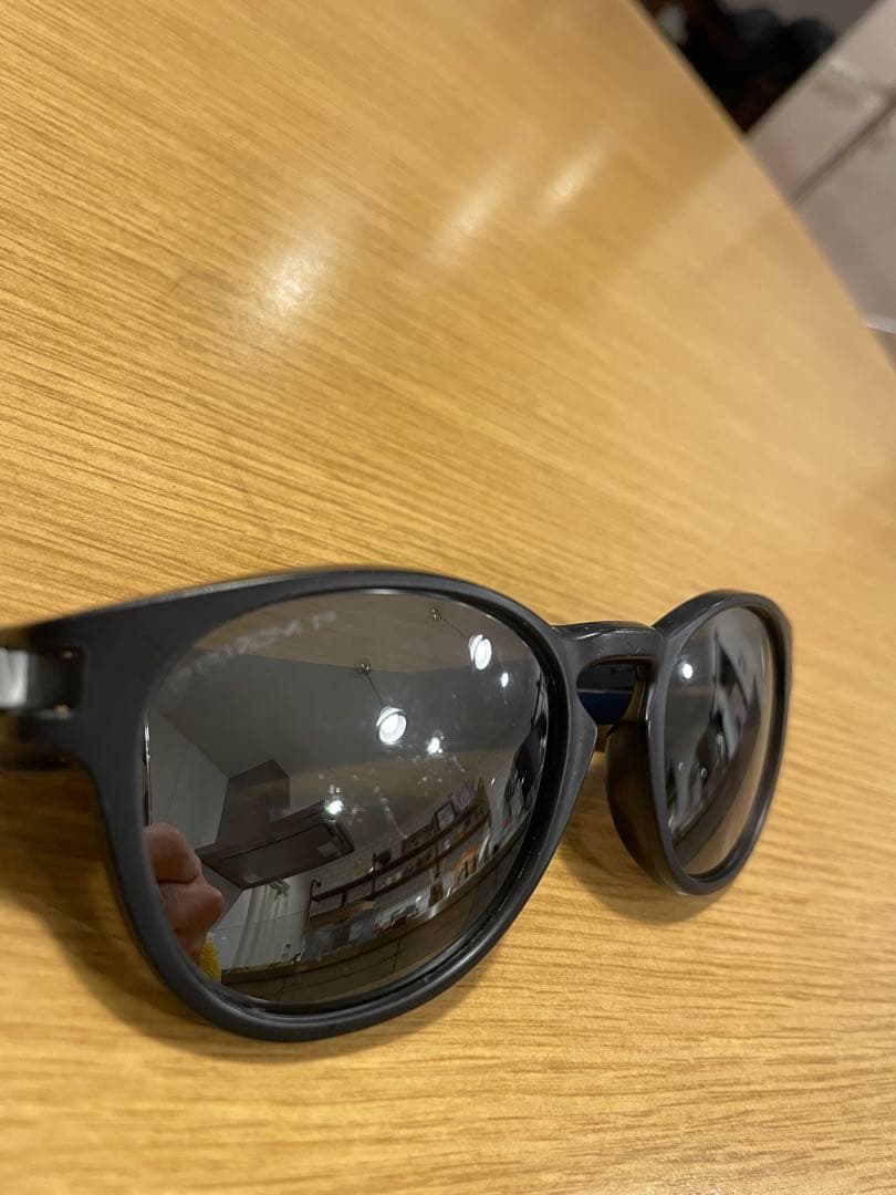 oakley latch サングラス　PRIZMレンズ