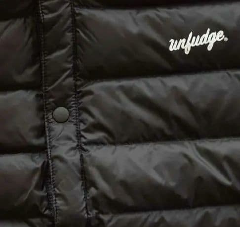 美品　アンファッジ UN3610 ライトウェイトダウン　スノーボード　アウトドア