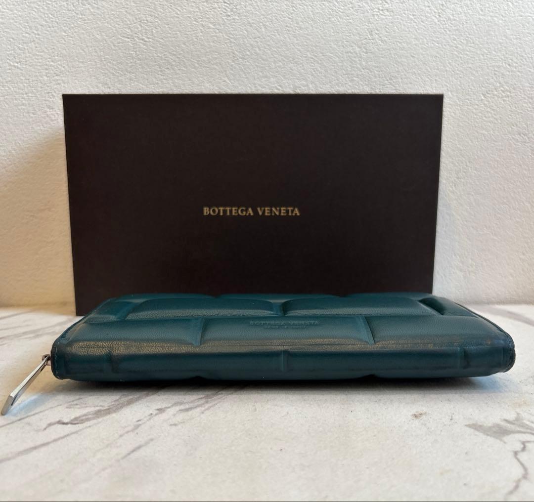 希少【BOTTEGA VENETA】長財布　ユニセックス グリーン
