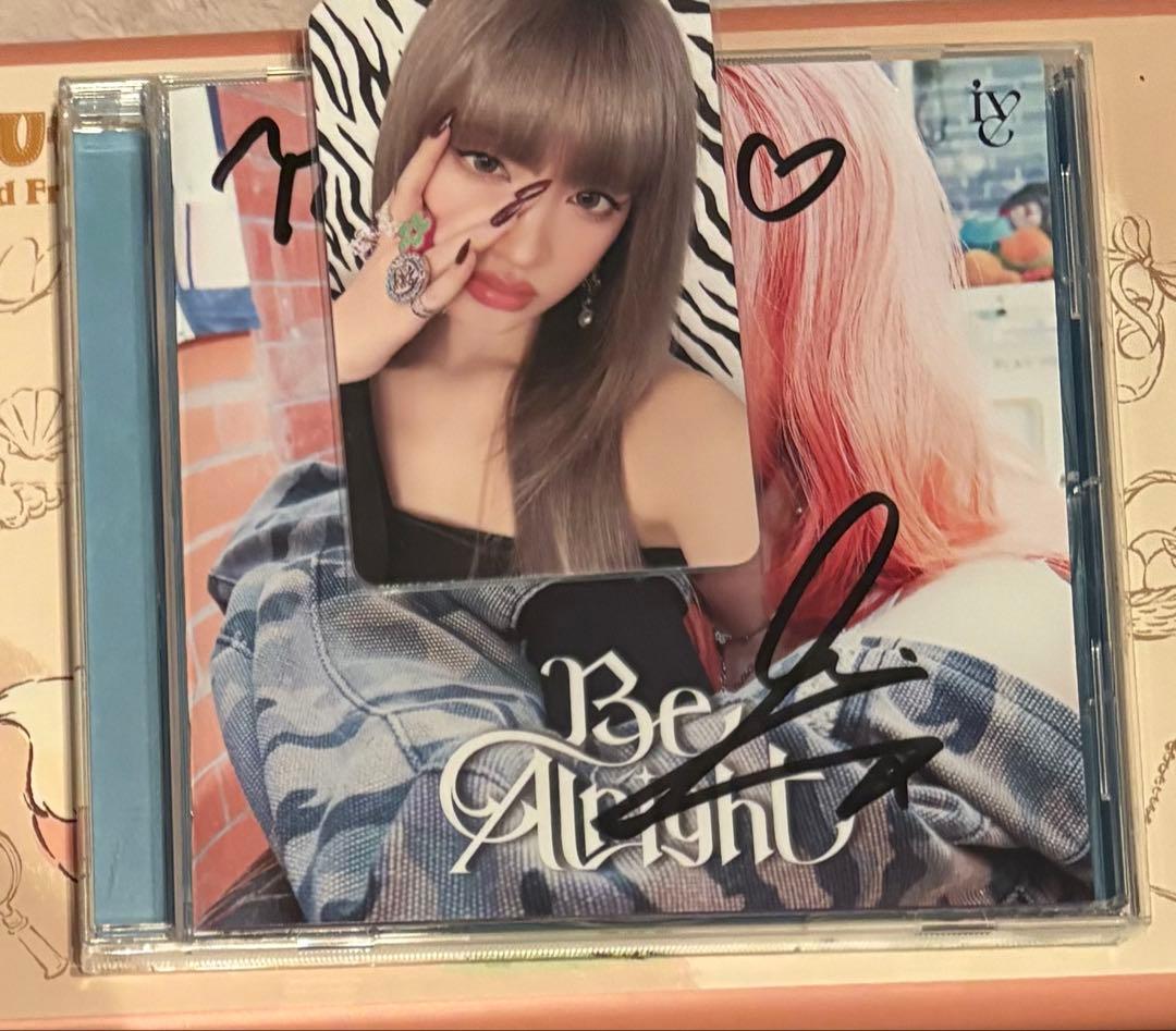 ive be alright リズ 直筆サイン - メルカリ