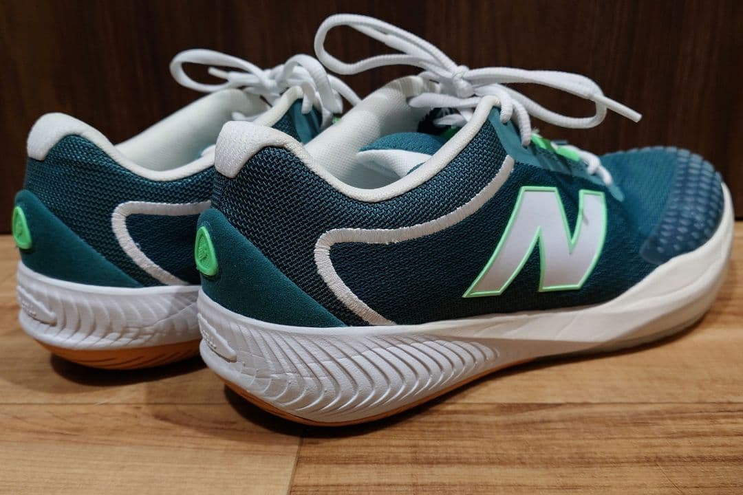 ニューバランス MCH996V6オールコート用テニスシューズ 26.5cm 2E