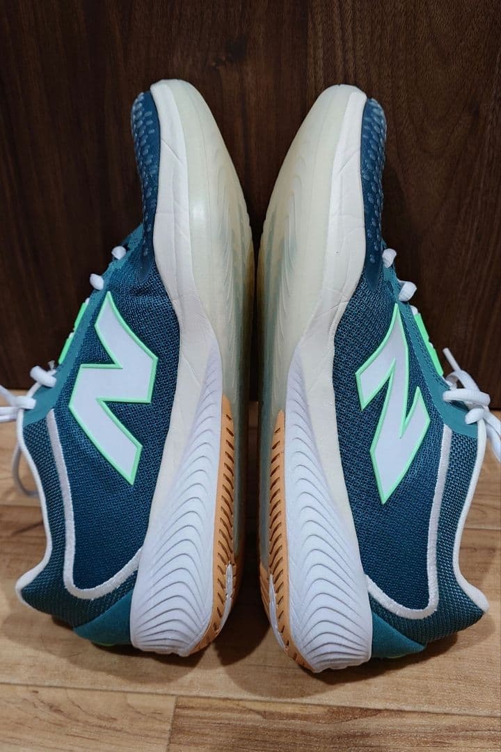 ニューバランス MCH996V6オールコート用テニスシューズ 26.5cm 2E