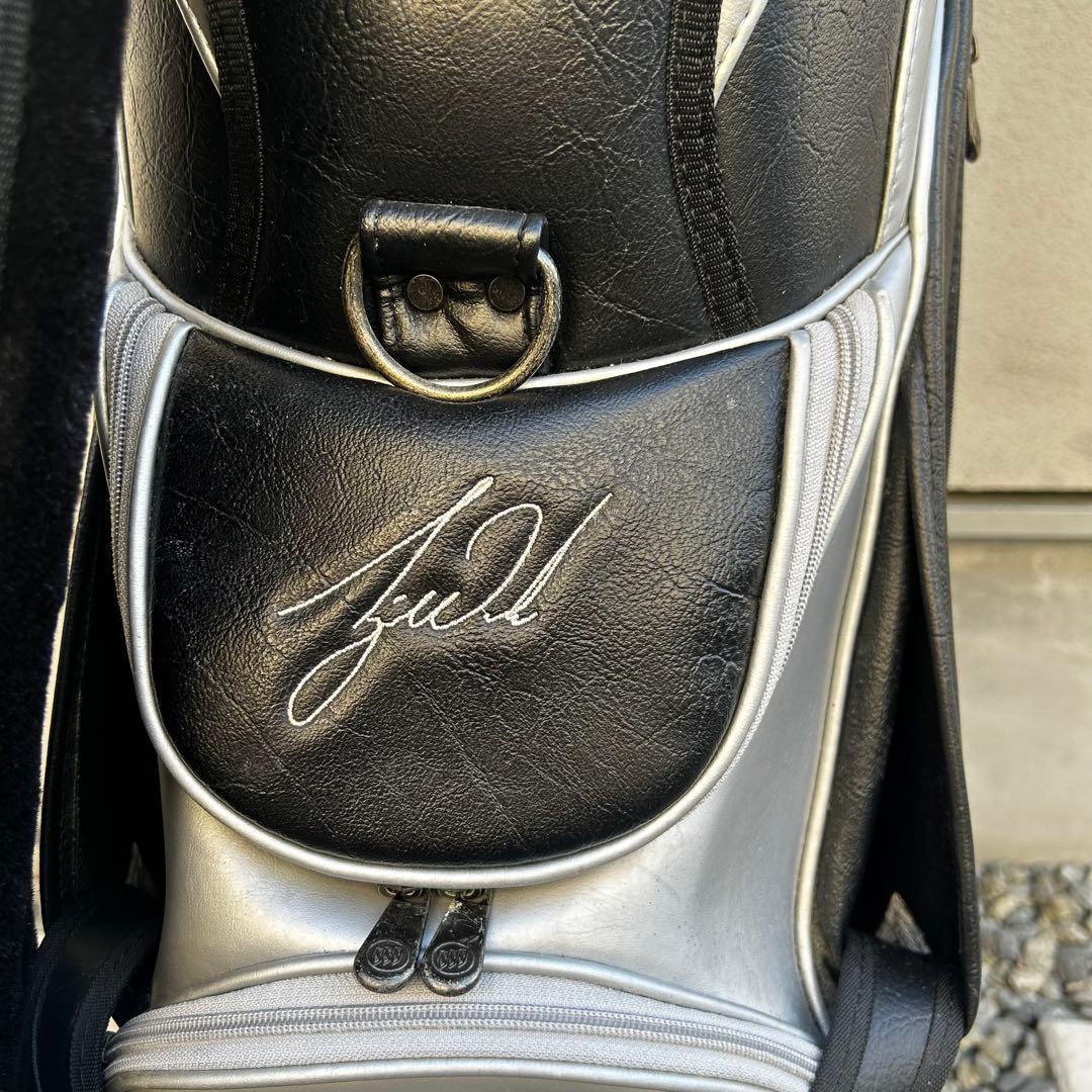 希少 タイガーウッズ BUICK キャディバッグ シルバー