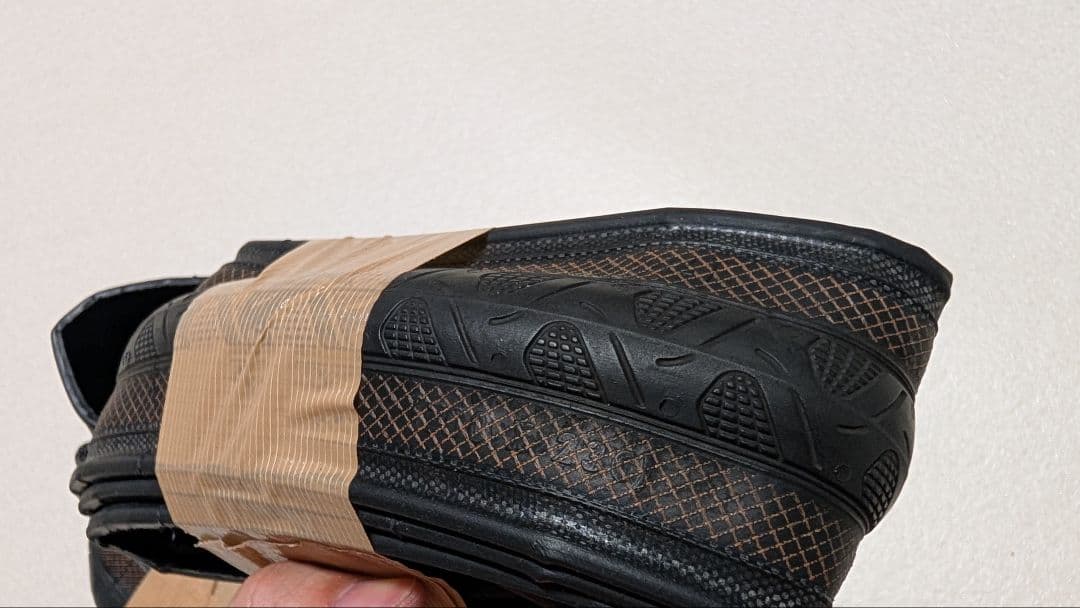 Continental grandprix 4season 23mm 2本セット