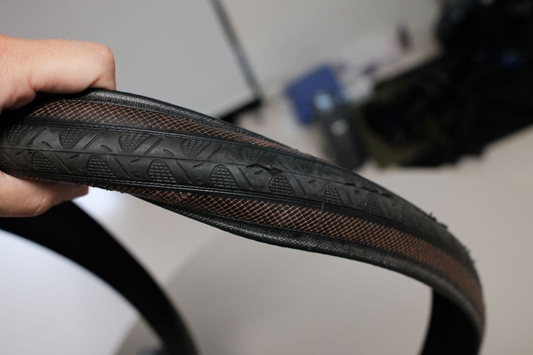 Continental grandprix 4season 23mm 2本セット