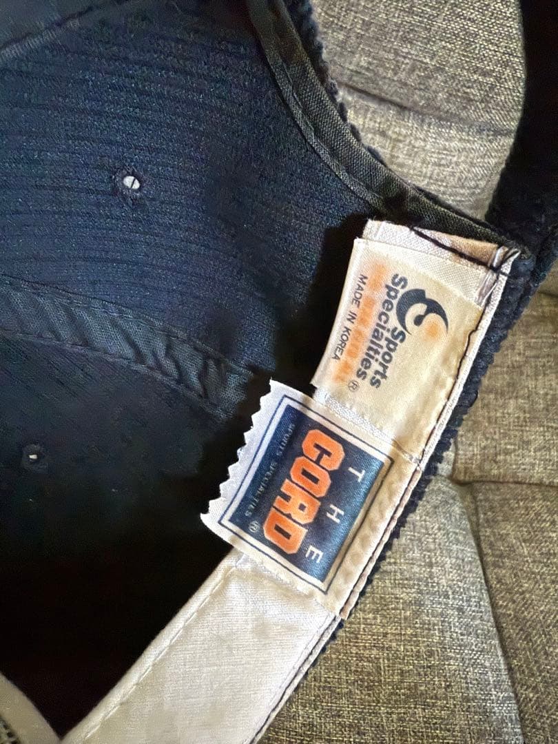 Los Angeles Raiders コーデュロイキャップ