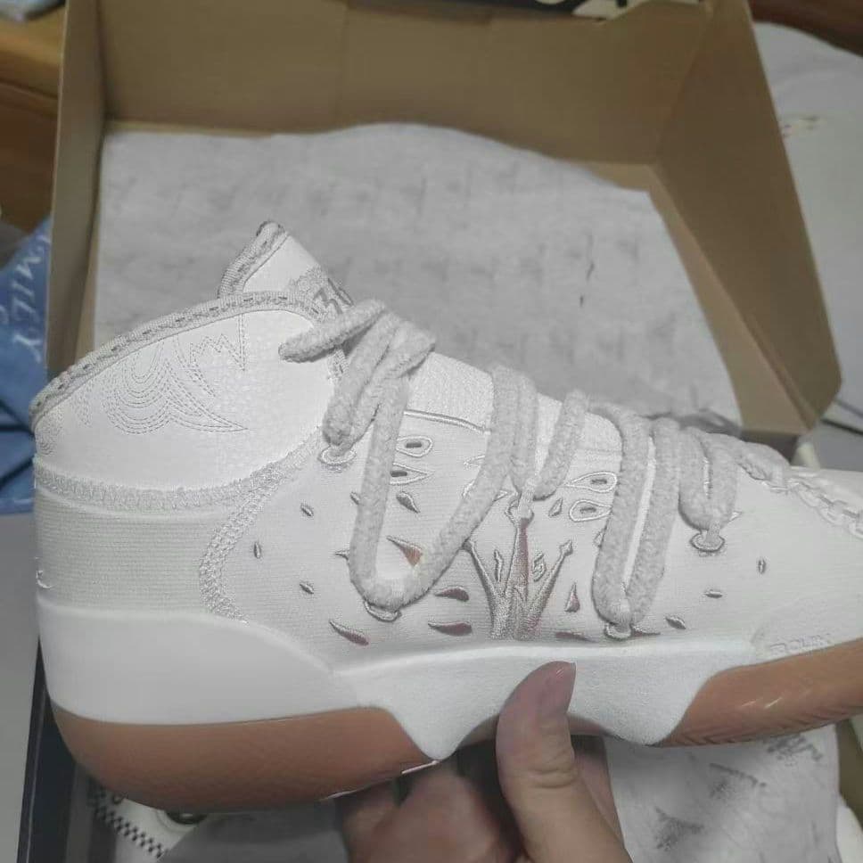 361° Joker 2 \"MIRO\" High ニコラヨキッチ バッシュ