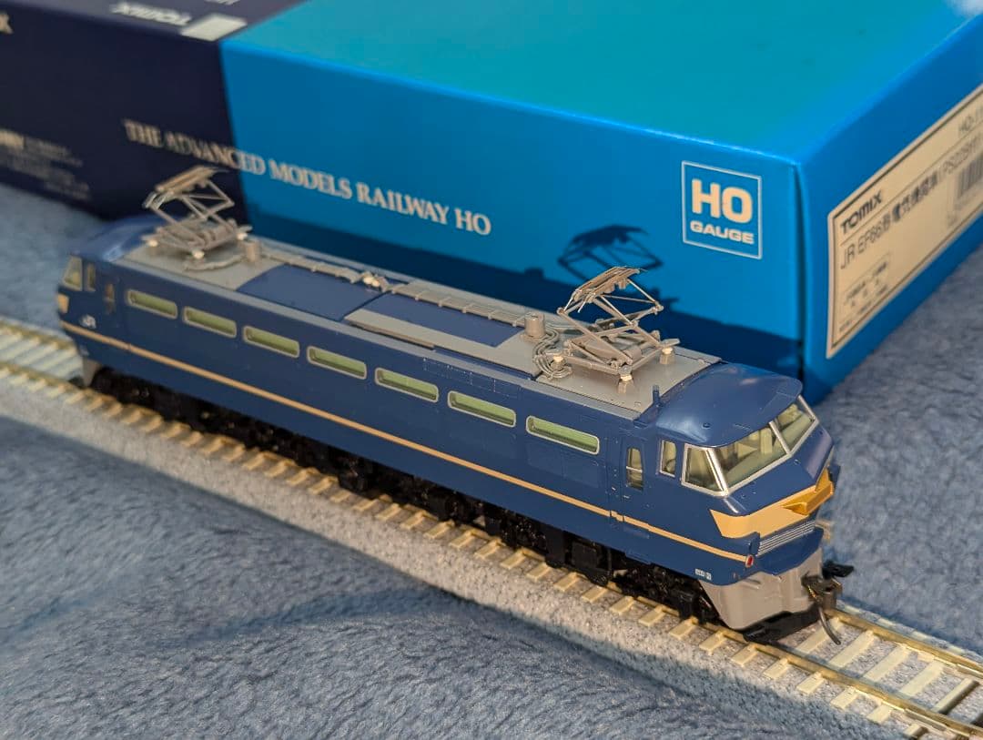 トミックス　HO-118　EF66 電気機関車　(PS22B付)
