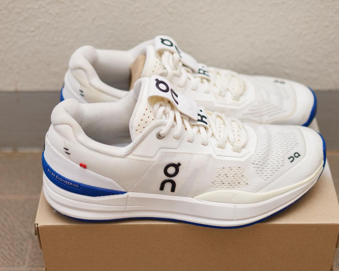 【26.5cm】オン On THE ROGER Pro ブルー ハードコート向き