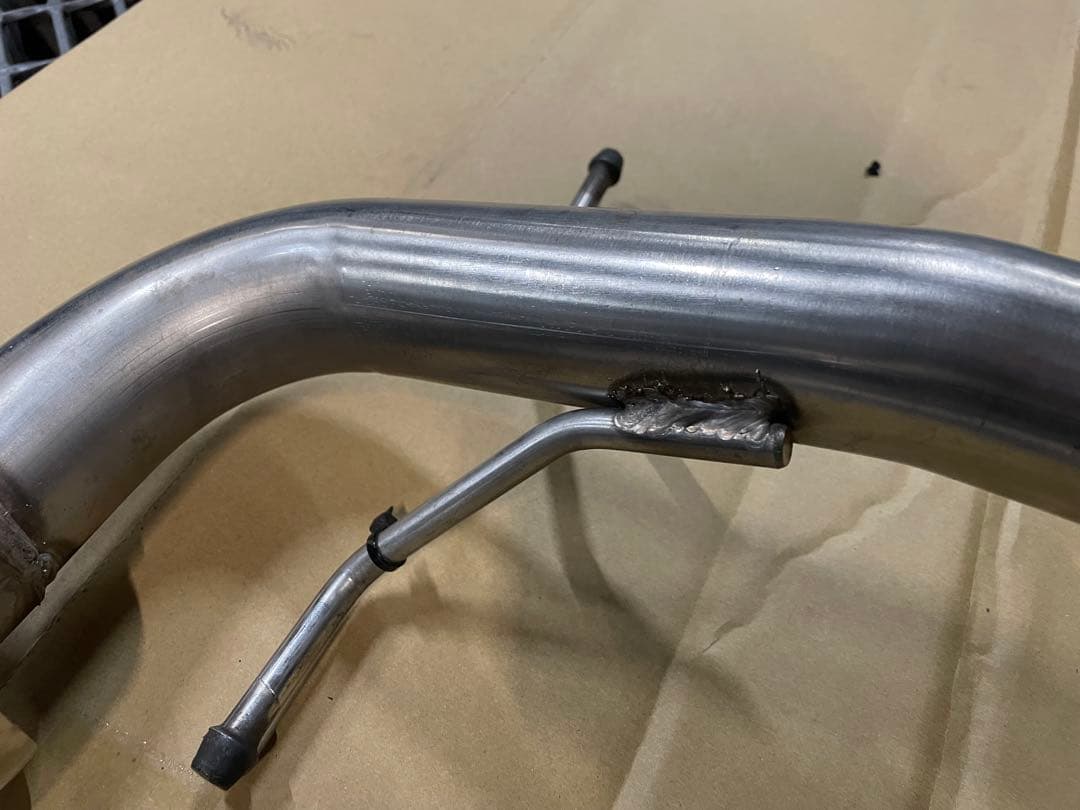 アバルトマフラー 500/595 マニェティマレリ マフラー”ボンバルドン”