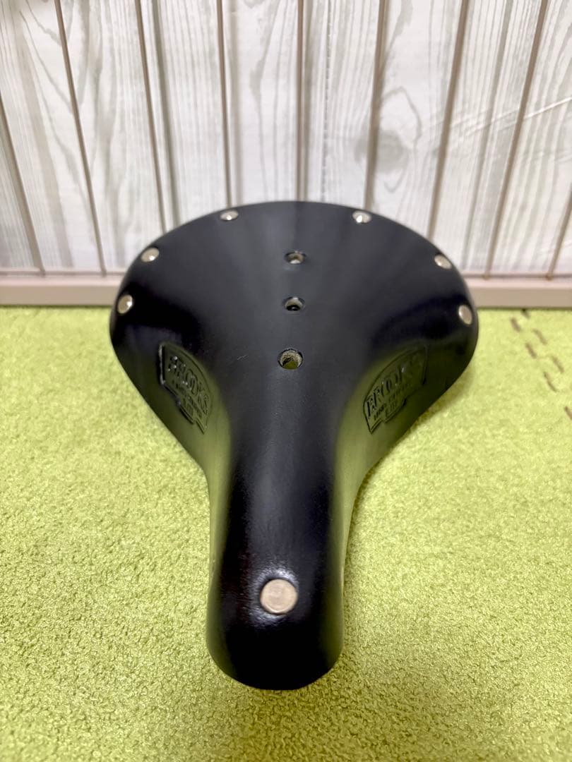 BROOKS B17 SHORT サドル