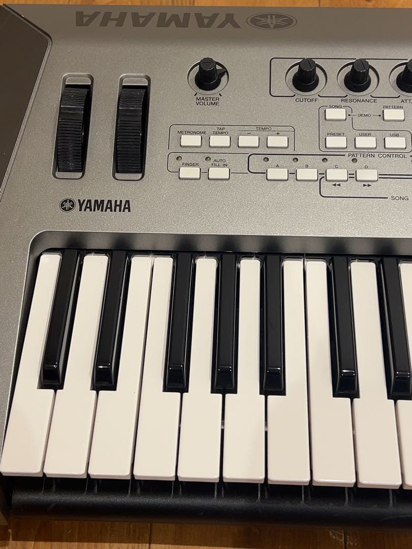 YAMAHA MM6 シンセサイザー 61鍵盤 中古