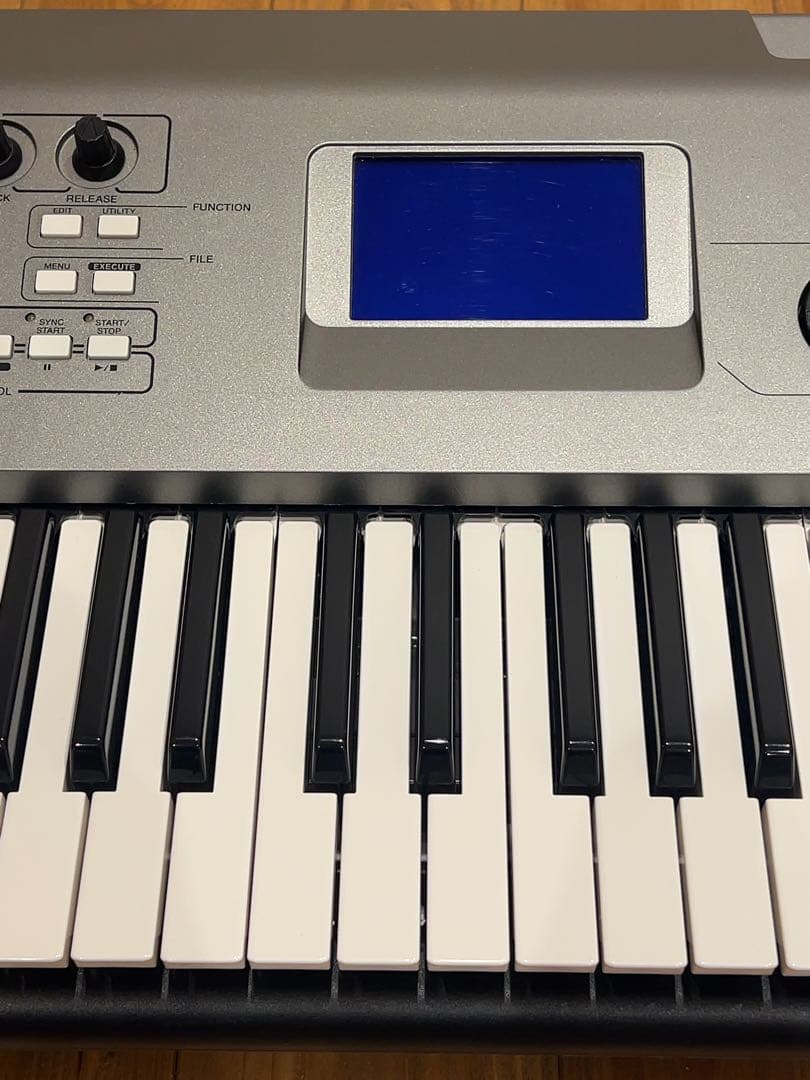 YAMAHA MM6 シンセサイザー 61鍵盤 中古