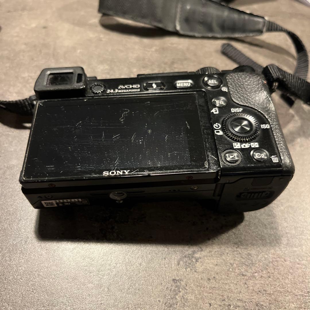 く*ま様 本日特別価格SONY α6000 ミラーレスカメラ