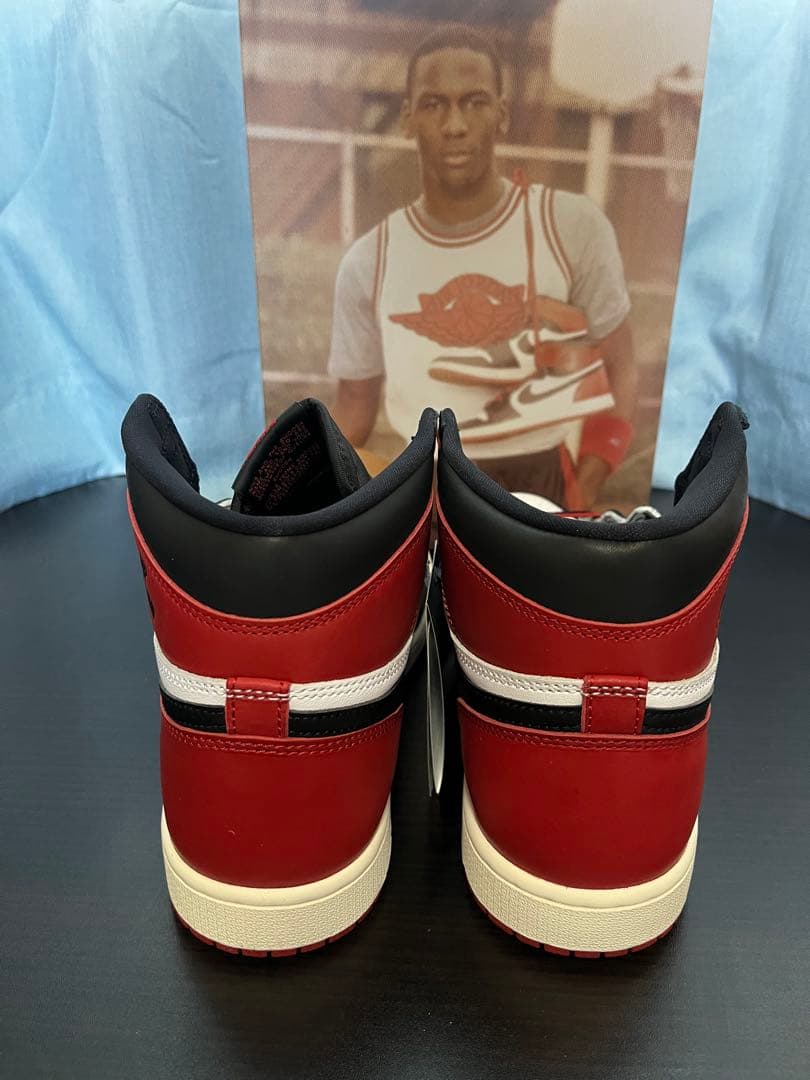 エア ジョーダン 1 レトロ HIGH OG \"Black Toe\"