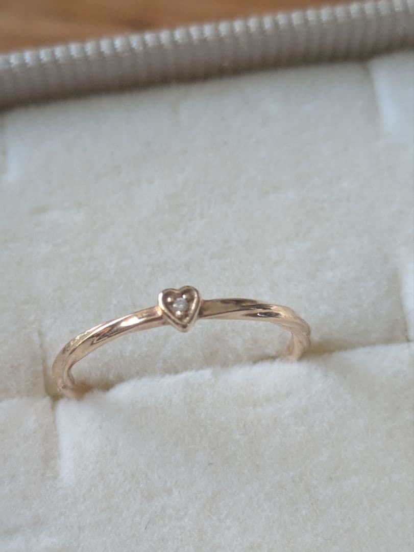 ete K10 ハートモチーフツイスト リング - メルカリ