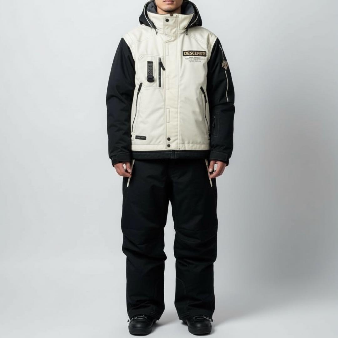 デサント　M　スキー　スノーボード　ウェア　上下セット　ブラック　オフホワイト